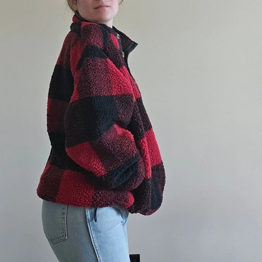 American Eagle Oversized Plaid Sherpa Jacket - Picture 2 of 9